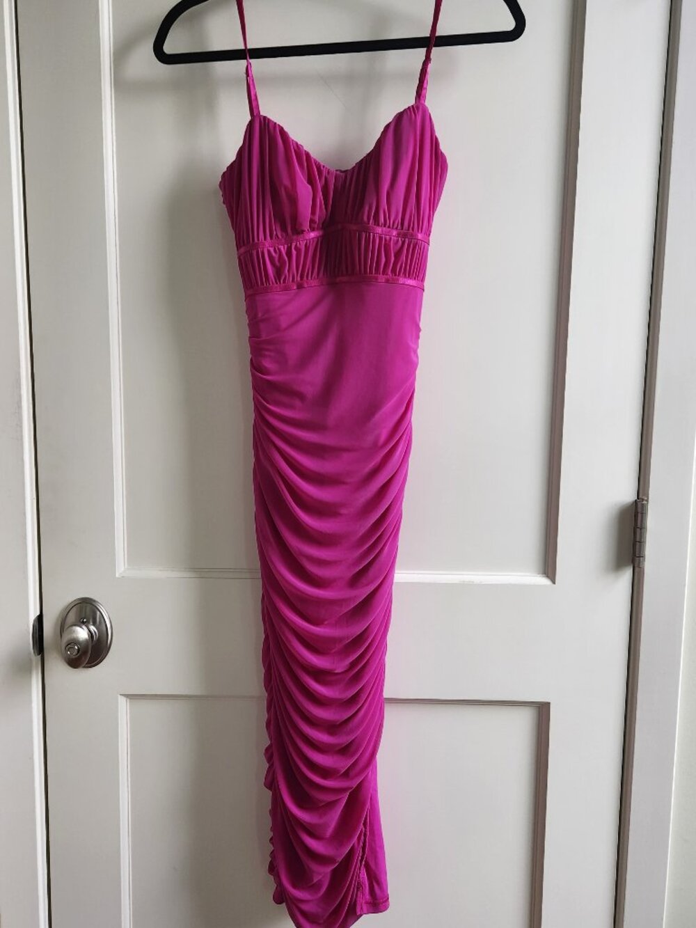 Pippa & Pearl Pink Ruched Bodycon Dress Size M Spaghetti Strap Midi